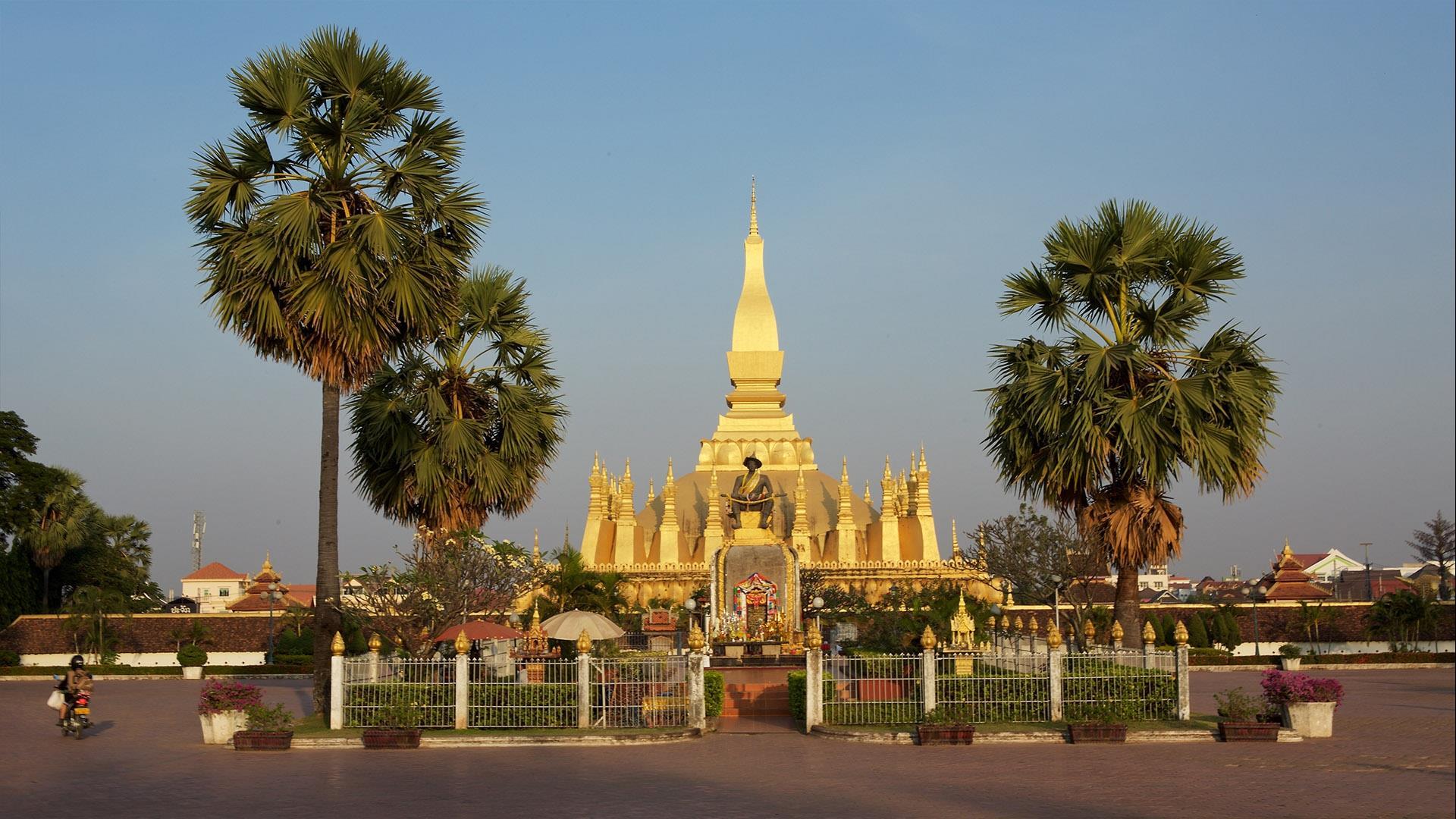 Laos, Luang Prabang – Vientiane: 7 Day Classic Cycling Tour - 7 Days | For the cyclist who appreciates a combination of cycling and comfort Laos, Luang Prabang – Vientiane: 7 Day Classic Cycling Tour - 7 Days | For the cyclist who appreciates a combination of cycling and comfort