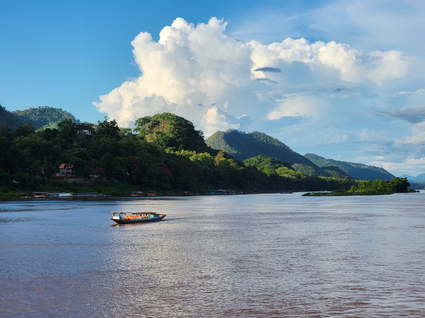 View from Sa Sa boat cruise